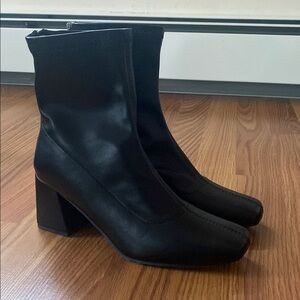 Elegant Black Women's Ankle Boots